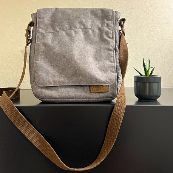 Cabela's Gray Crossbody Bag - Picture 1 of 13